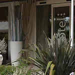 Bijou Hotell 4*