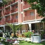 Готель Bijou 4*