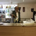 Bijou Hotell